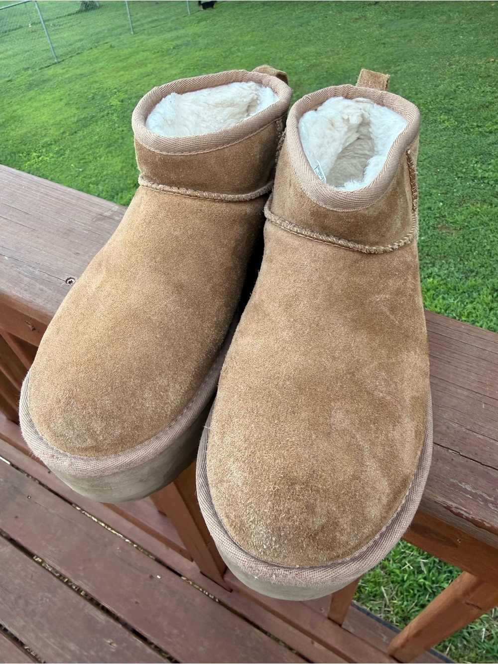UGG Women's Classic Ultra Mini Platform Boots